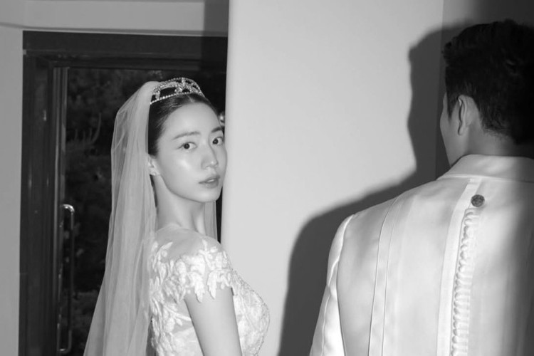 Eski T-ara Üyesi Ryu Hwa Young, Müstakbel Eşinin Yüzünü Paylaştı; Sosyal Medyada Viral Olan Paylaşım, Netizenlerin Iyi Dileklerini Topladı!